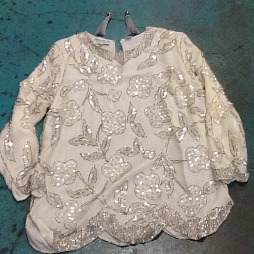 Scale sequin top🎄